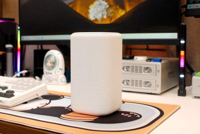 有了搭载超级小爱同学的Xiaomi 智能音箱生活就像开了挂！